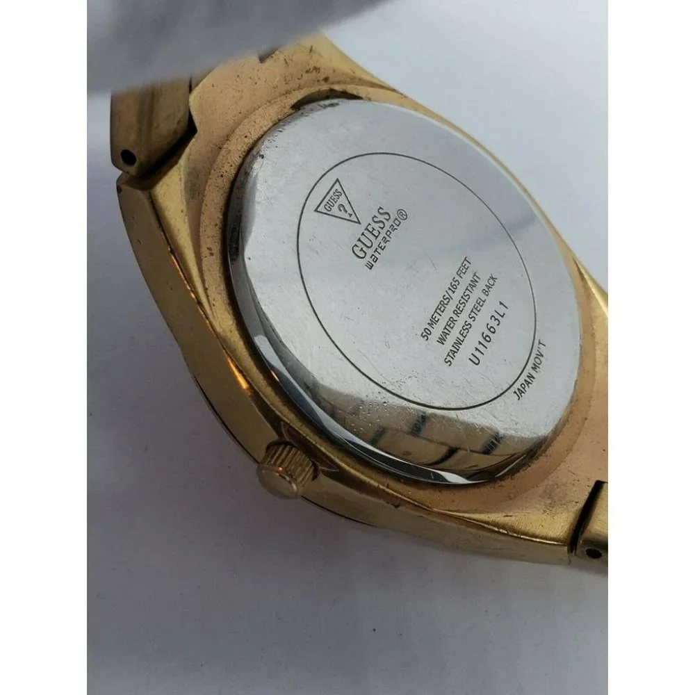 Authentic GUESS ROSE GOLD WATCH Women's - Picture 6 of 11